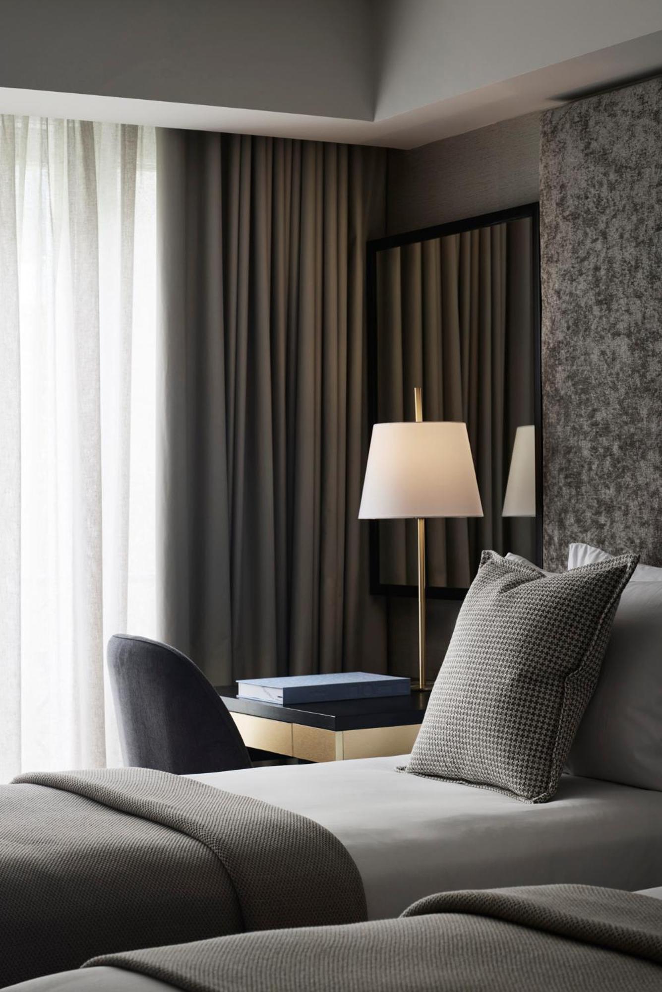 The Lyall Melbourne Room photo